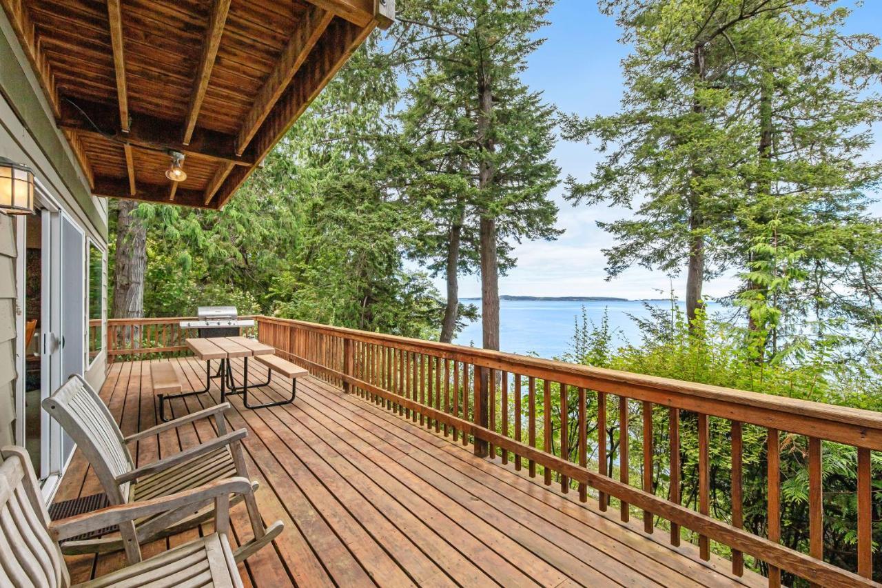 Pinecone Cabin Eastsound Экстерьер фото