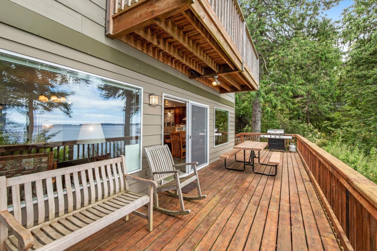 Pinecone Cabin Eastsound Экстерьер фото